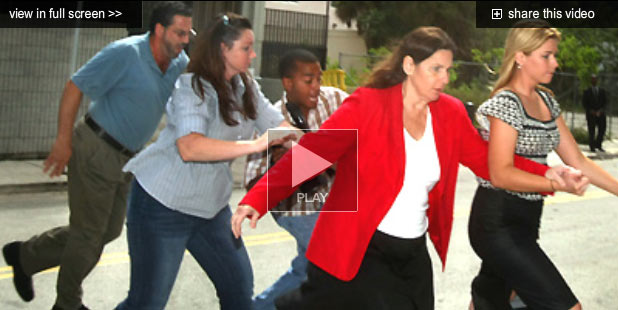 running.away Alleged Thief Beverly Gallagher Running From Media