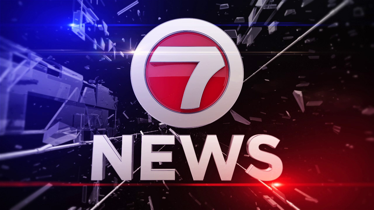 WSVN 10pm Newscast is Hot